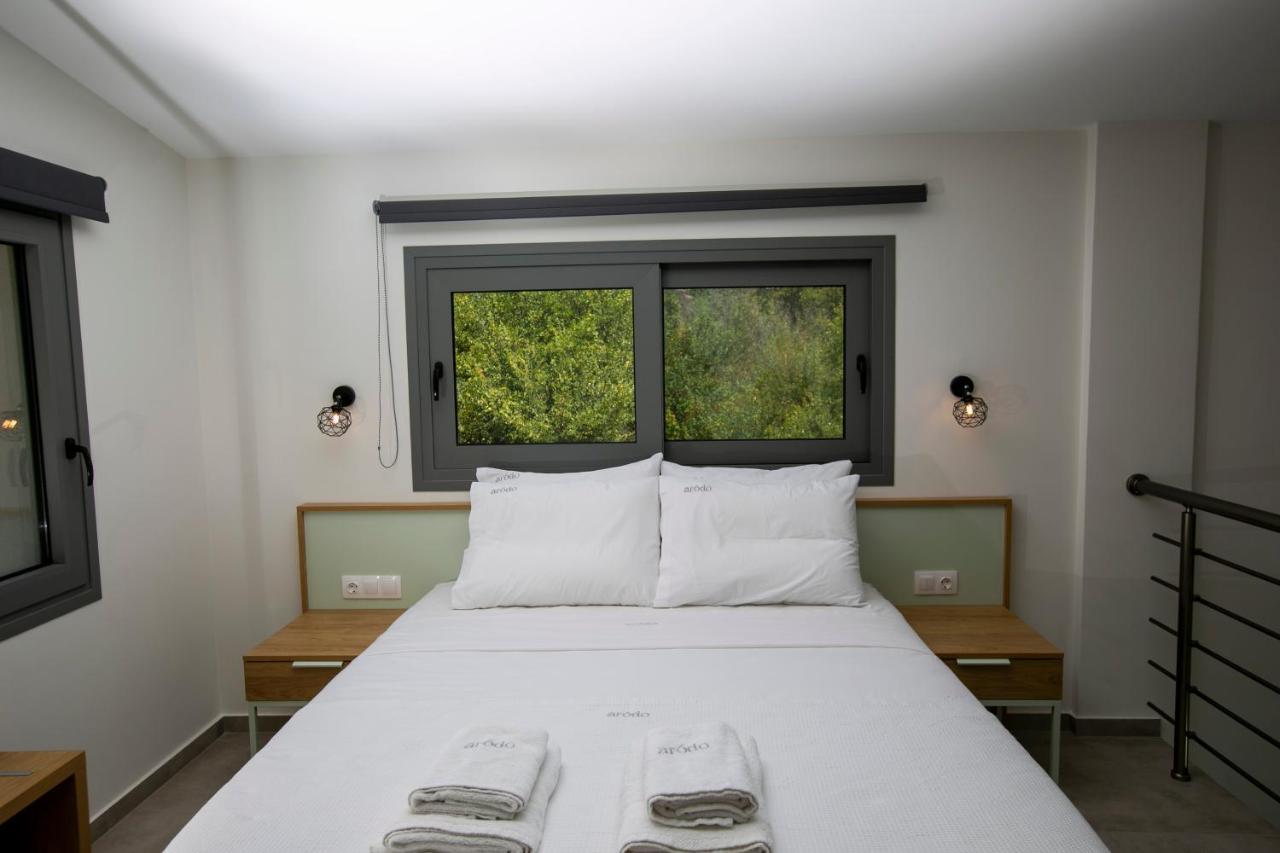 Arodo Suites Nea Iraklitsa Extérieur photo