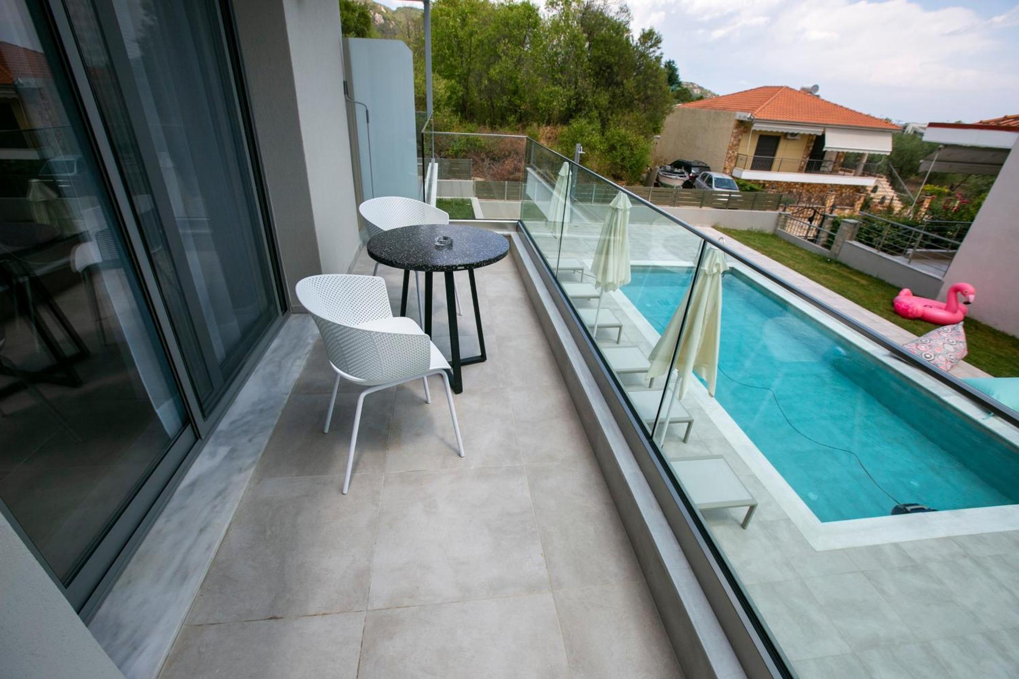 Arodo Suites Nea Iraklitsa Extérieur photo
